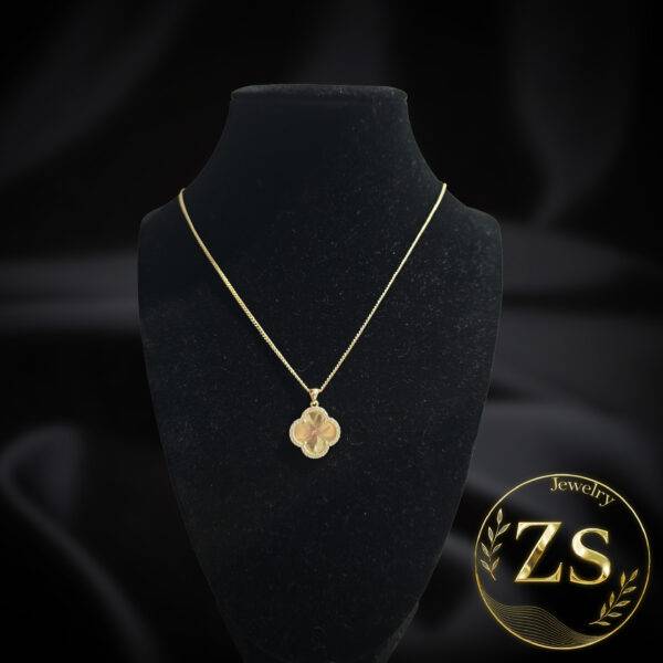 Collar Trébol Brillante